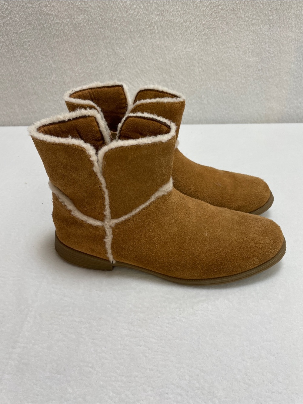 UGG Coletta Chestnut Ankle Boots Shearling Suede Girls Size 4